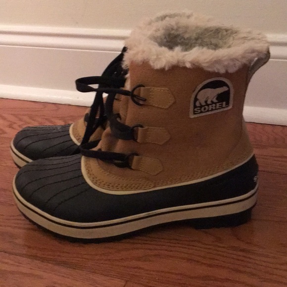 Sorel Boots - Picture 2 of 4